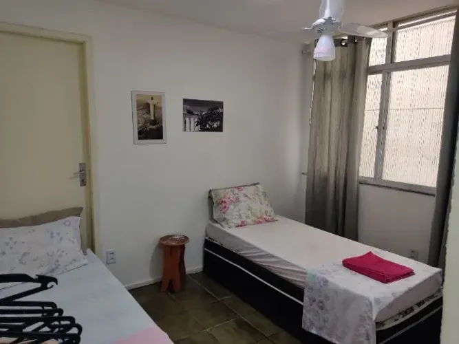 Ideal casal ou até 4 pessoas, próximo metrô Uruguai - 14 min de caminhada, internet, Tijuc