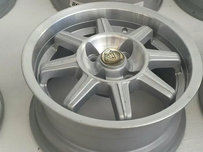 Roda aro 14 IBR Prata diamantada com Borda Taluda GM Corsa 4X100 jogo