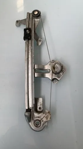 Máquina De Vidro Manual Traseira Direita Celta