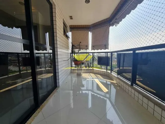 ENCANTADOR APARTAMENTO DE LUXO DE 3 QUARTOS SENDO UM DELES SUITE NA PRAÇA MARCO AURÉLIO NA
