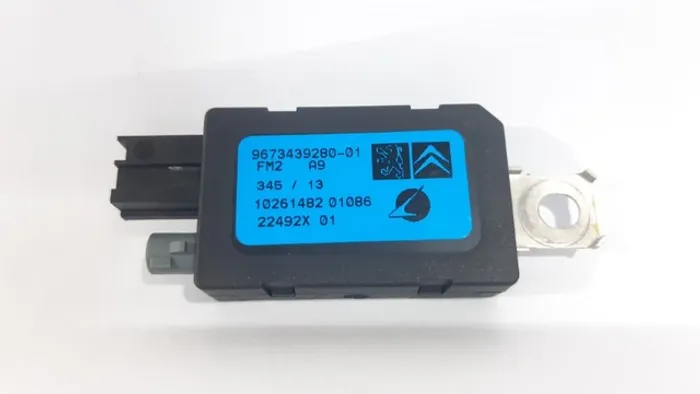 Amplificador Da Antena Peugeot 208 2015