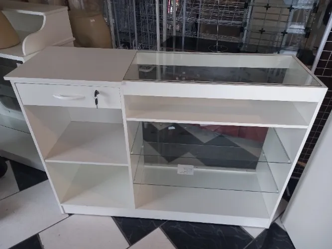 Balcão Vitrine caixa para loja