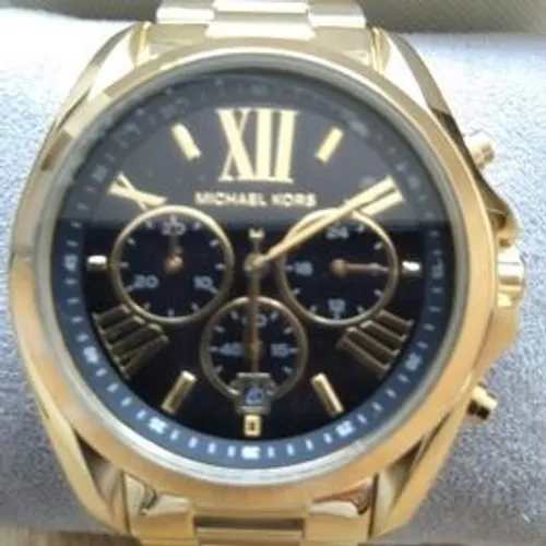 Relógio Michael Kors Mk5739 Dourado Fundo Preto