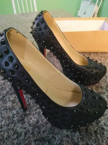 Sapato 39 christian louboutin original