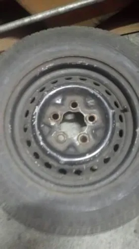 Roda de ferro aro 14 VW Kombi Cliper usada 5X112