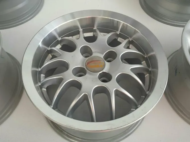 Roda aro 14 BBS Prata com Borda diamantada Tala 7 VW gol 4X100 jogo