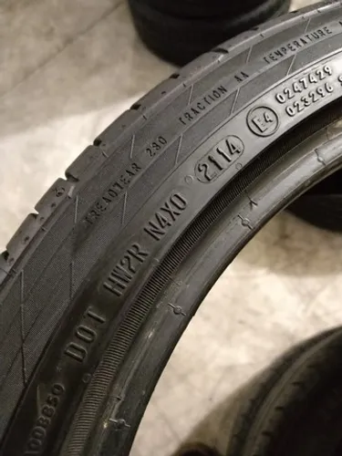 Pneu Usado Aro 18 235/40 18 Continental