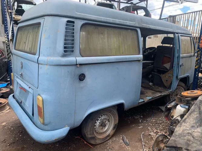 Kombi para retirada de peças 