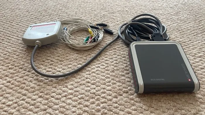 Micromed ErgoPC 13 ou ErgoPc Elite versão USB, sinal digital