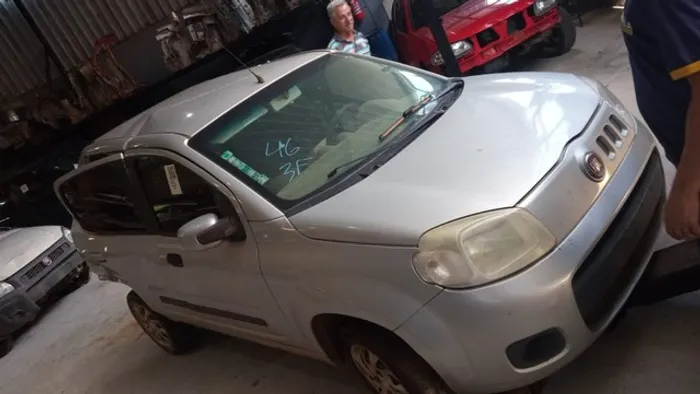 Sucata Fiat/ Uno Vivace 1.0 2014/2015