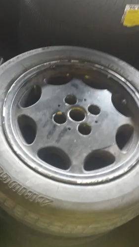 Roda aro 14 Mercedes Block preta tala 7 usada jogo 4x100 com Pneus 175 65 14 usados
