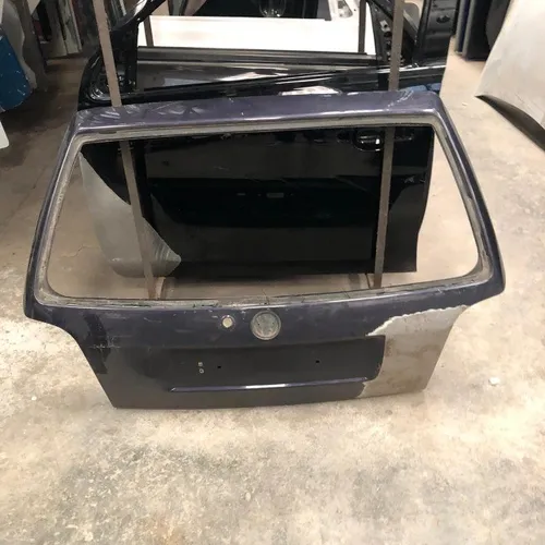 Tampa Traseira Golf 1994 a 1998