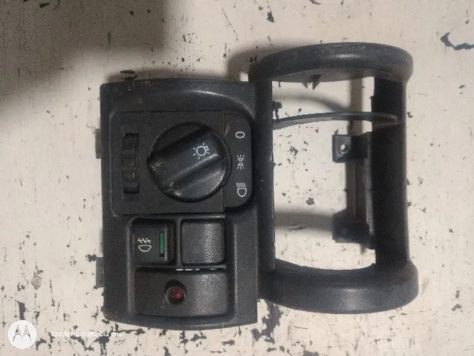 Moldura Difusor C/Interruptor Luz GM/Corsa 1996/99.
