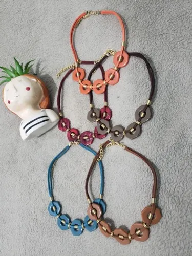 Colar Gargantilha Colorida - 5 por 50,00