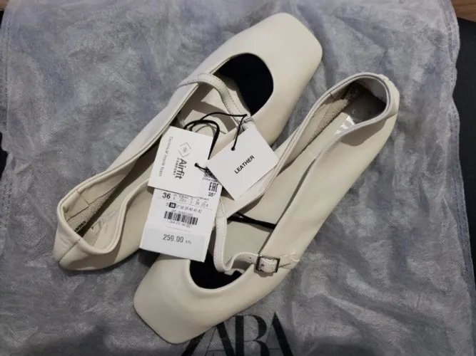 Sapatilha Zara de couro natural nude, com bico quadrado, no tamanho 36