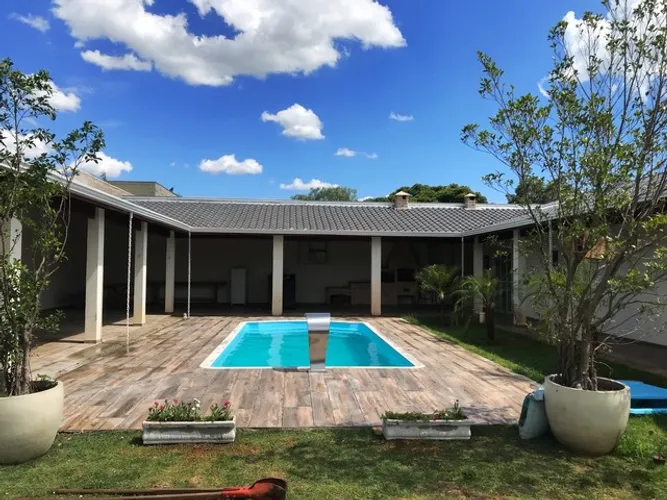 Linda chácara para Alugar em Araçoiaba da Serra - Lazer e Conforto!