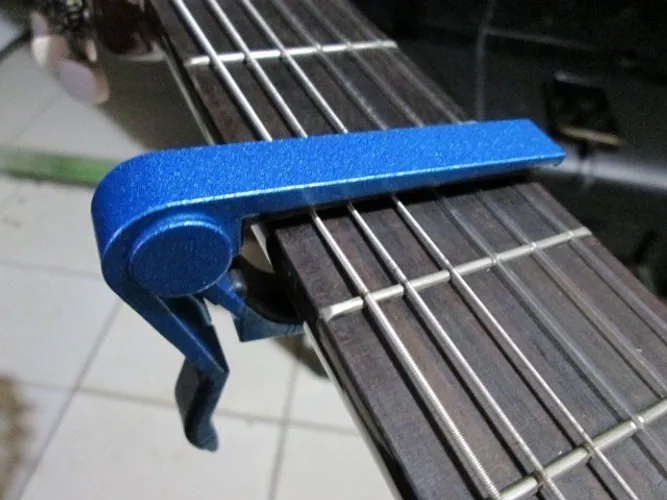 Capotraste Profissional Violão Guitarra Ukulele