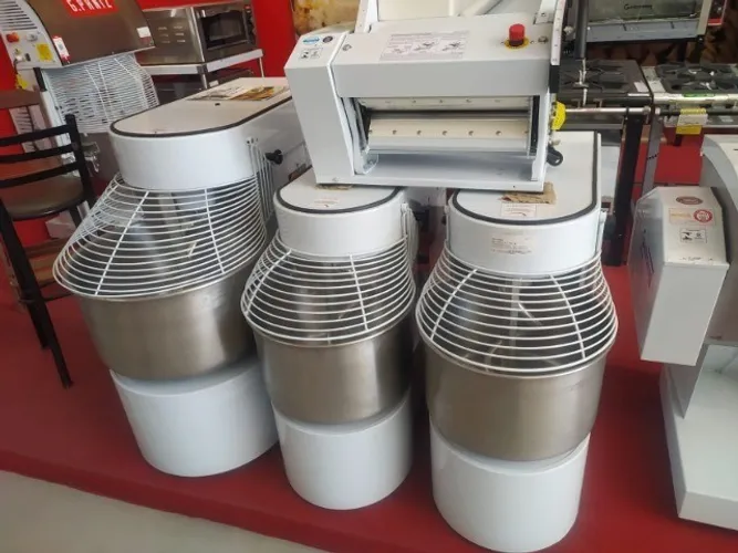 Masseira Espiral 25 40 e 60kg pronta entrega