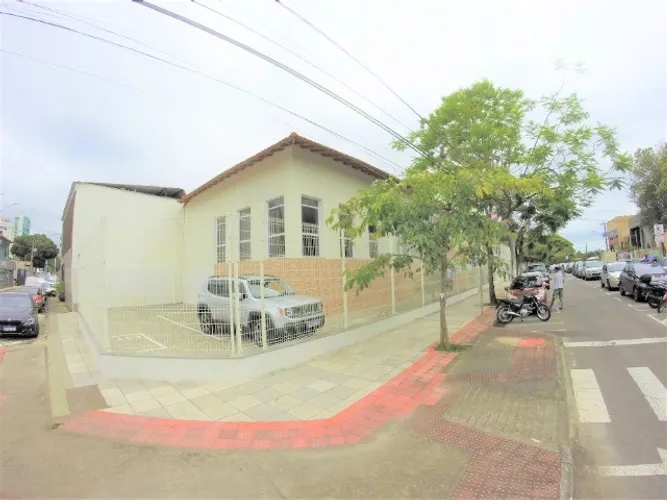 Alugo Imóvel Comercial no coração da Praia do Canto com 313m² - R$ 40.000,00