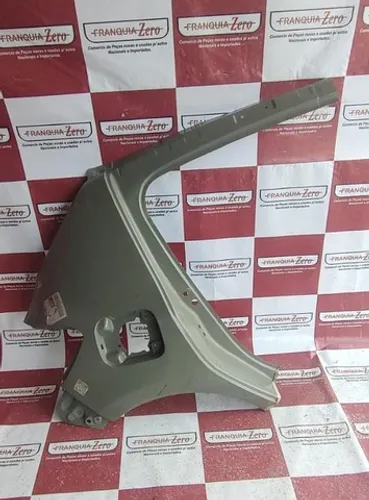 Retalho lateral Sandero 2015/ lado direito 