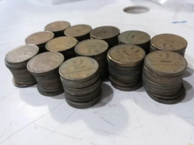 Lote de 100 Moedas antigas de bronze aluminio