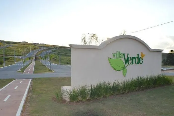 Maravilhoso lote no Condominio Aberto Villa Verde - Oportunidade 219 m² terreno plano