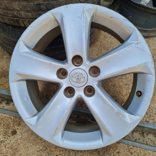 Roda de Liga Leve Toyota Rav4 2015