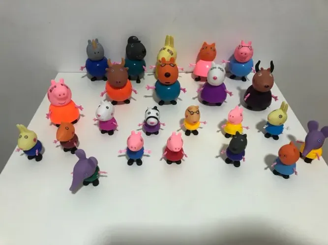Coleção miniaturas Peppa Pig Família e amigos novos com 25 personagens
