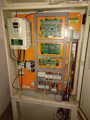 Montagem e manutenção de elevadores