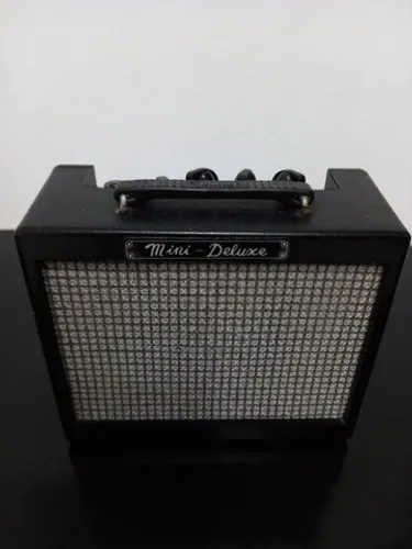 Mini Caixa Decorativa Fender