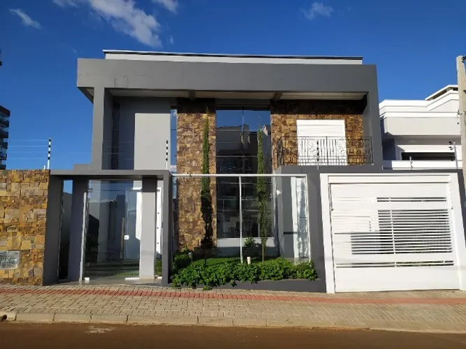Uma das mais belas casas para venda em Chapecó.