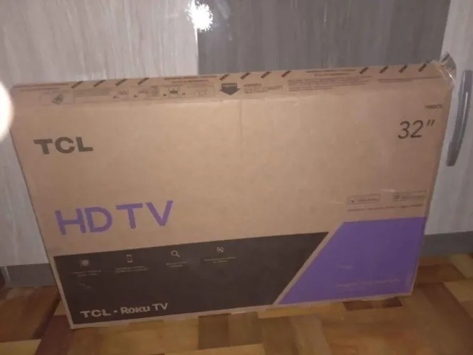Caixas vazias de Tvs TCL 32 e LG 50 novas com isopores 50 reais cada uma