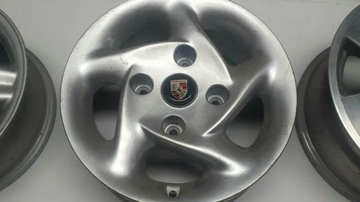 Roda aro 14 Fusca modelo Porsche Prata Volkswagen jogo