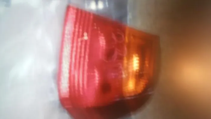 Lanterna traseira bmw 320i 1999