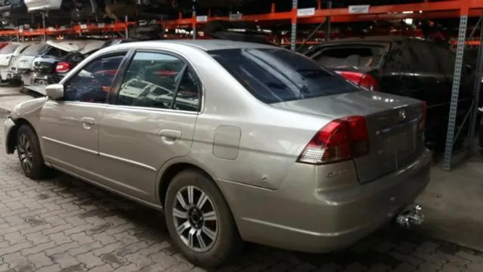 Peças usadas Honda Civic 2003 1.7 gasolina 115cv câmbio automático