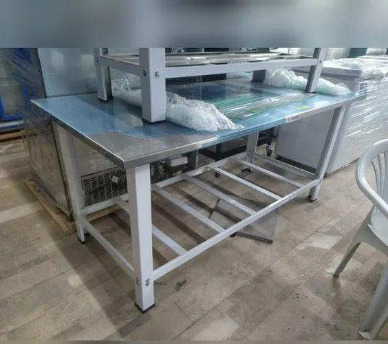 Mesa inox 1.80x0.70cm baronesa