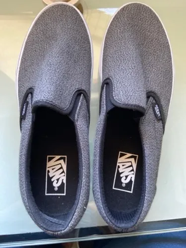 Vans sem cadarço nunca usado