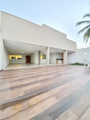 Casa vendo ou troco