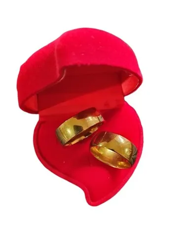 Par de Alianças Boleada 8mm em Aço Inox Dourado com Estojo de Veludo