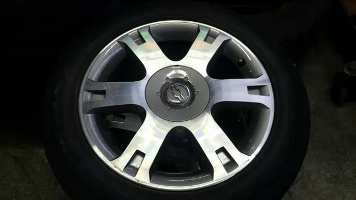 Roda aro 16 GM Vectra Elegance diamantada com Grafite Impecável Semi nova 
