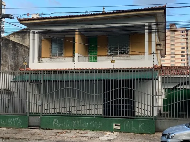 Casa comercial