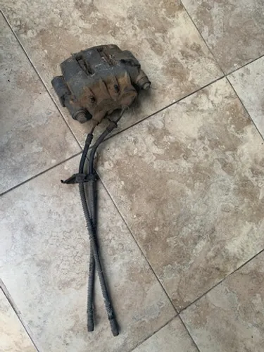 Pinça de freio dianteira renault master 2,5 original