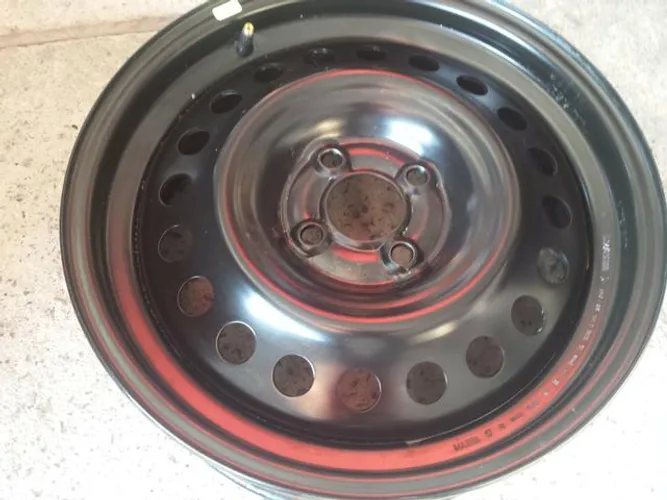 Roda de Ferro aro 16 Preta Chevrolet Corsa 4x100 