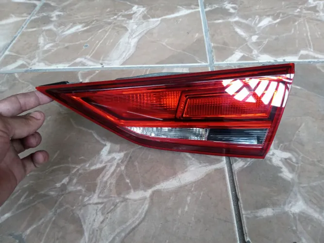 Lanterna da tampa traseira direita Audi A3 2017 2018 (novo original)