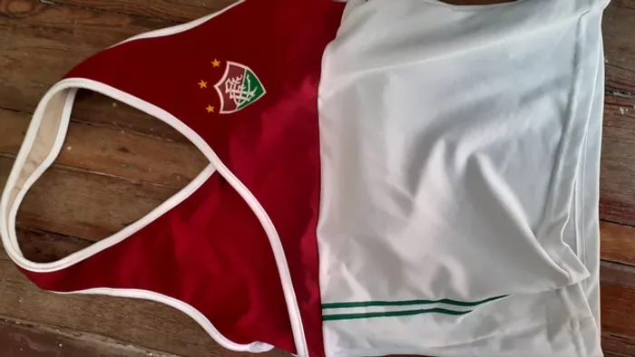 Lindo top do Fluminense