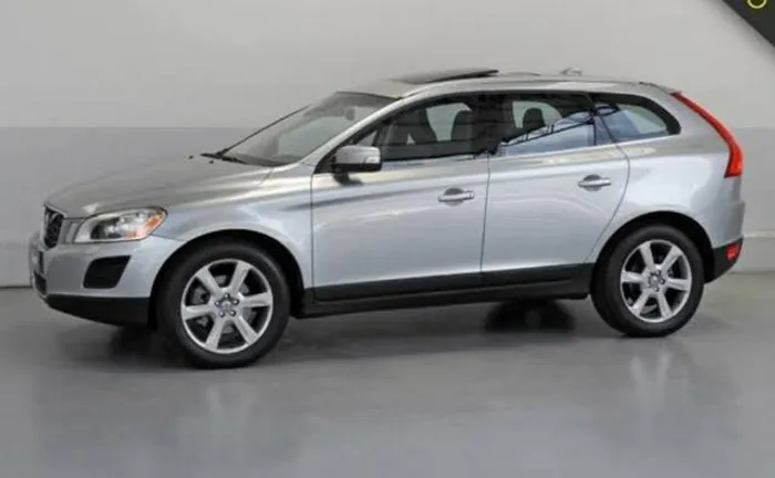 Volvo xc60 t6 12 para retirada de peças