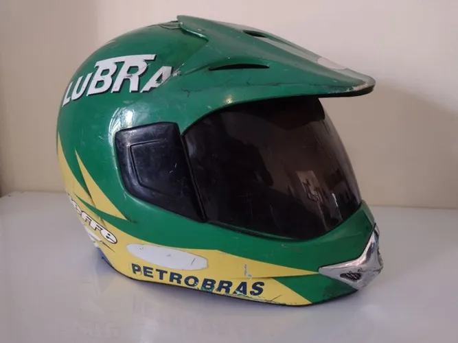 Capacete edição especial lubrax Petrobras Paris dakar