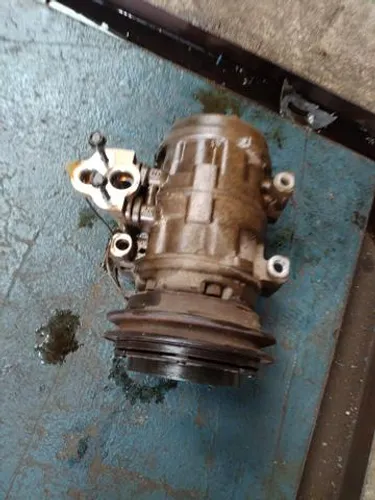 Compressor do ar condicionado Triton 3.2