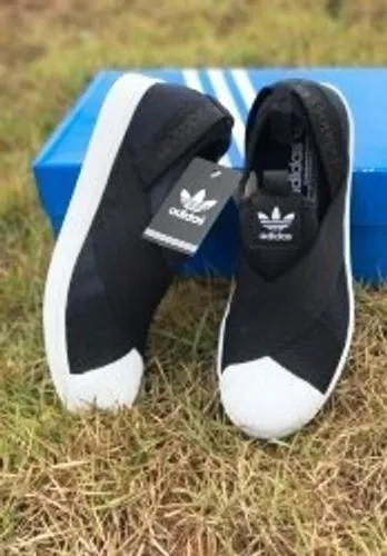 Tênis Adidas Slip-on - Leve e confortavel - Adulto e infantil - Dividimos 2x sem juros