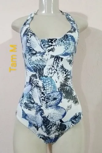 Maiô de praia usado e customizado no meio do busto (Leia a descrição abaixo)